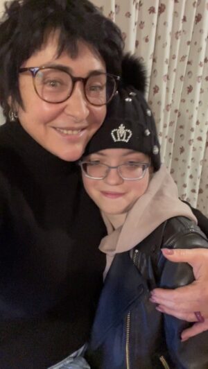 Lolita Milyavskaya Instagram - Моя дочечка рядом✌️❤️❤️❤️❤️⠀
Маме завтра 80!! Она Такая!!! В Ней Столько Всего!! А я только сейчас понимаю!