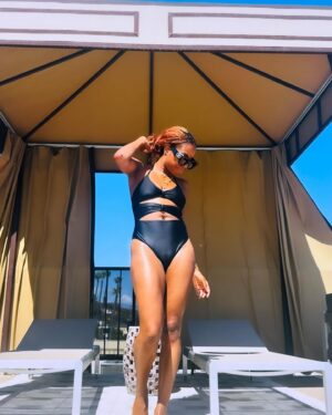 London Hughes Instagram - lol @1lashell said I had to put these on the main page 😂
