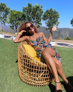 London Hughes Instagram - Summer innit ☀️✨☺️🌴