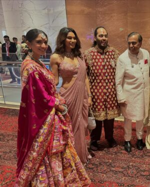 Lopamudra Raut Instagram - Congratulations you beautiful souls Anant and Radhika wish you happiness in abundance ! ✨  #arwedding #anantambani #radhikamerchant #mukeshambani #arweddingcelebrations
