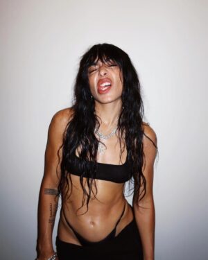 Loreen Instagram - Breathe 🤍
