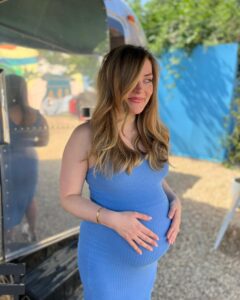 Actress Lorraine Kelly HD Instagram Photos and Wallpapers September 2024