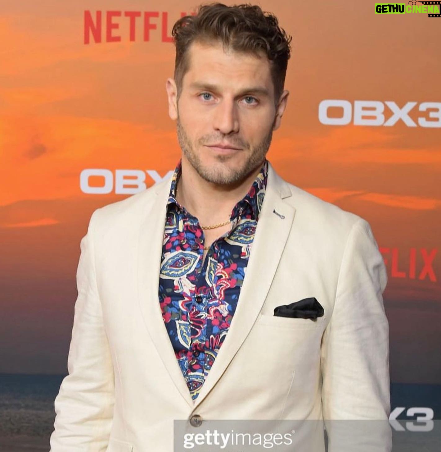 Lou Ferrigno Jr. - 4.7K Likes - Stupendous evening out at the world premiere of @obx season 3!!! See you all Feb. 23rd!!
#obx3 #netflix #beigecarpet #literallyatwork #officeduties #lfg #maintainingcomposure