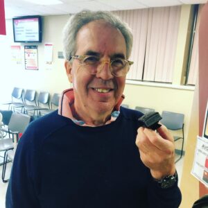 Louis-François Marcotte Instagram - Mon papa @benoitmarcotteliveca embarque dans une belle grosse aventure... il a maintenant une «pagette» parce qu’on peut l’appeler n’importe quand pour qu’il reçoive son nouveau coeur... #institutcardiologiemontreal 
#fondationinstitutcardiologie
😍
