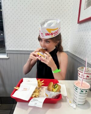 Louisa Connolly-Burnham Instagram - important business 🍔