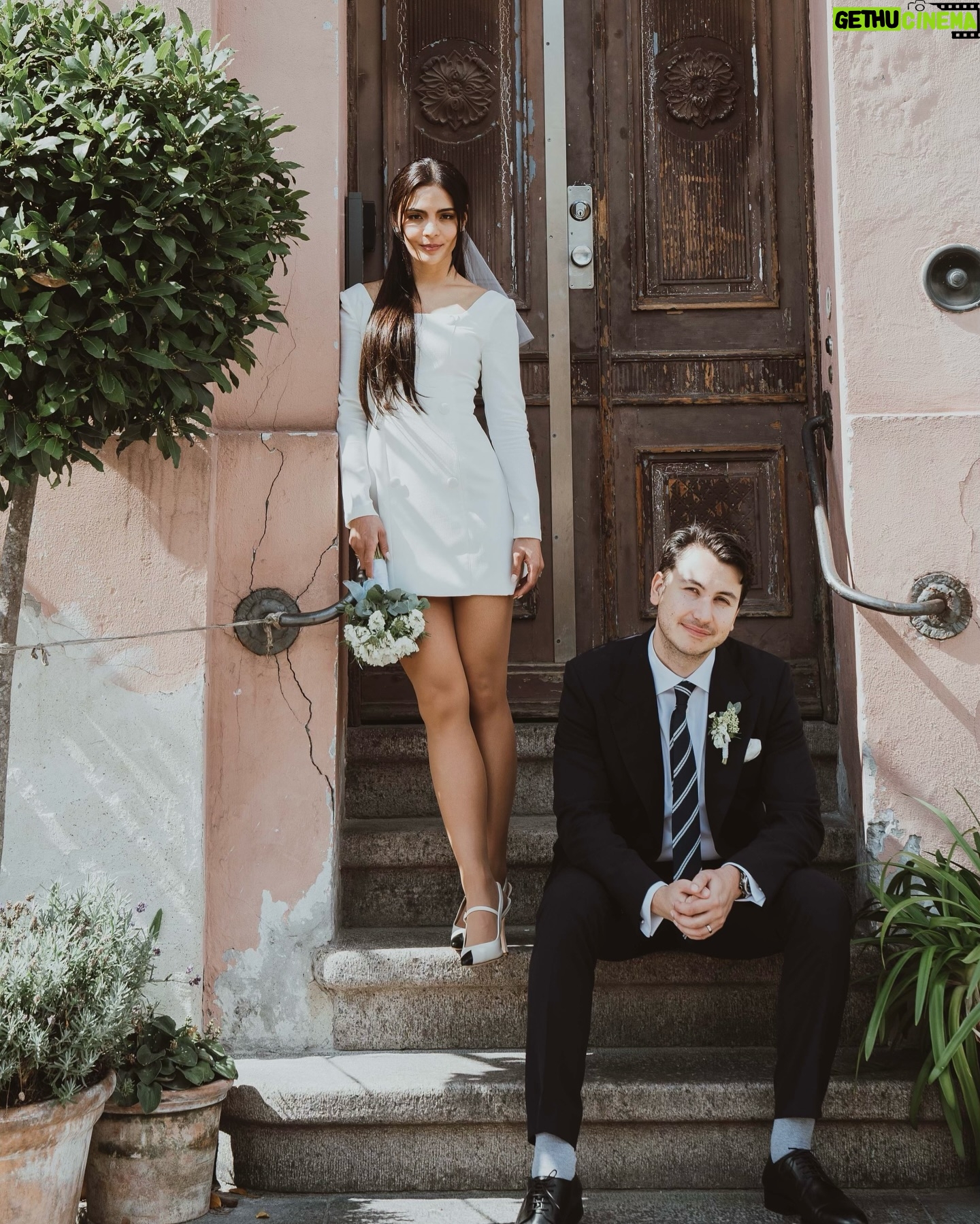 Lovi Poe - 3 Likes - Officially became Mr. & Mrs. B.
8.8.23 ♥️
📸 @hanna.bursuk
👰🏽♀️ @itspatriciasnts @psofficiel
📍 Copenhagen