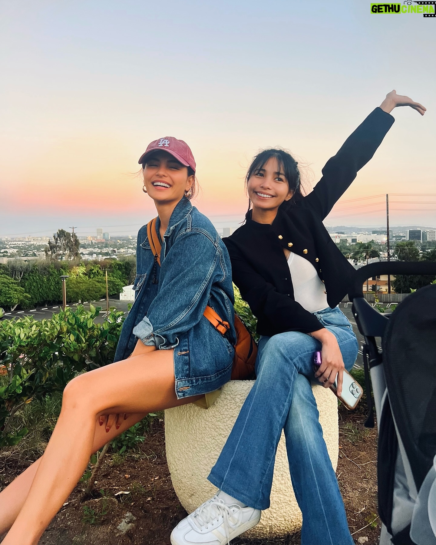 Lovi Poe - 3 Likes - Family pic 📸 (just add Mom and Monty)