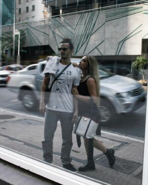 Lua Blanco Instagram - viva você e suas piadocas, e loucuras, e resenhas, e contradições, e coerências, e evoluções, e alegrias constantes! te amo infinito! happy birthday @leandrosoaresx 

📷 @fromgabe