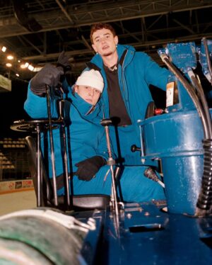 Lucas Drag Instagram - MY BROTHERS ⛸️ 

@kway_official 💙
📸 @bricecassagn