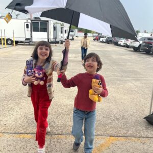 Lucas Grant Instagram - I hope y’all aren’t sick of FNAF content yet! 😂 Here are a few more pics from filming and having fun around New Orleans 😊🐻

#fnafmovie #bts #fivenightsatfreddys #fnaf #fnafbts #garrettfnaf #garrettschmidt #abbyschmidt #fnafkids #neworleans