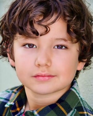 Lucas Grant Instagram - Always a great time shooting with the fantastic @headshotsbyteren ✨ 

#headshots #lucasgrant #fnafmovie #actor