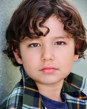 Lucas Grant Instagram - Always a great time shooting with the fantastic @headshotsbyteren ✨ 

#headshots #lucasgrant #fnafmovie #actor