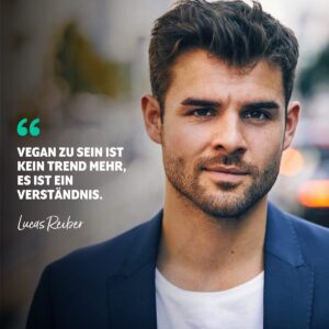 Lucas Reiber Instagram - Na? Eine kleine Challenge fürs neue Jahr? 
Oder erstmal nur reinschnuppern in das Thema 🌱
Diese schöne Kampagne von @veganuarydeutschland wollt ich gern unterstützen. Morgen geht's los! Schaut gern auf deren Seite vorbei, meldet euch an, wenn ihr Lust habt und schreibt mir dann, wie es für euch ist/war. Bin gespannt 😘
#veganuary2020 #try #vegan
📷 by @nilsschwarz_photography