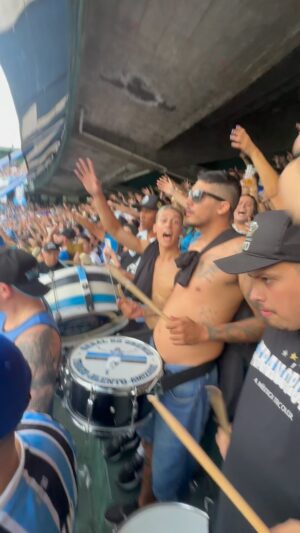 Lucas Strabko Instagram - GRENAL NA GERAL DO GRÊMIO. QUE BAGUI LOUCO. PQP.