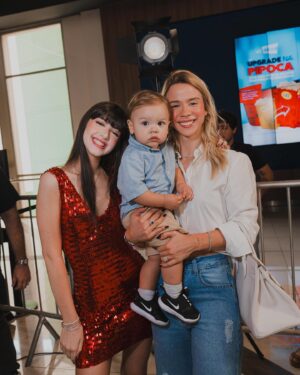 Luccas Neto Instagram - Luccas e Gi em: Dinossauros 🦖 nos CINEMAAAAAS !!!