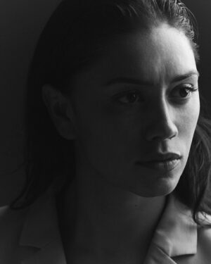 Luciane Buchanan Instagram - I met my neighbour about a month ago when our power went out. We were in full on crisis mode running around trying to figure it out - bloody New York shit 😂 Turns out he was paying my bill, I was paying the apartment across from us and they were paying his. It was a mess. Anyway, he’s such a talented photographer and we jammed the other day. I told him I HATE taking photos, and I turn up with boofy hair, no make up and a whole block Whitakers chocolate from home 😂 Thank you again for making me comfortable in front of the lens and these dope pics!!! @dimitrimais you’re the coolest 🤙🏽