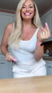 Actress Lucie Borhyová HD Instagram Photos and Wallpapers May 2024