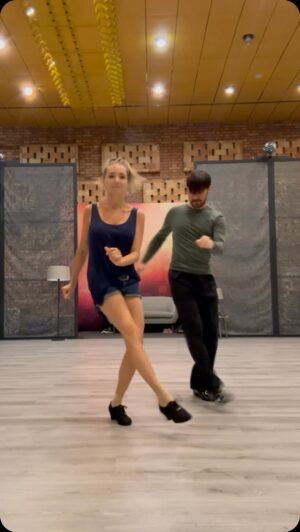 Lucie Vondráčková Instagram - Kopací tortura č. 2 😳🤪🙏 @stardance.2024_fanpage @stardancecz @lukasbtk
