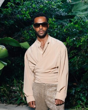 Lucien Laviscount Instagram - A huge thank you to the entire @dolcegabbana family for the most magical few days, I truly will never forget. The attention to detail, the dedication to your craft & for the love you give. Alta moda & Alta Sartotia

📸 @tiziano.raw