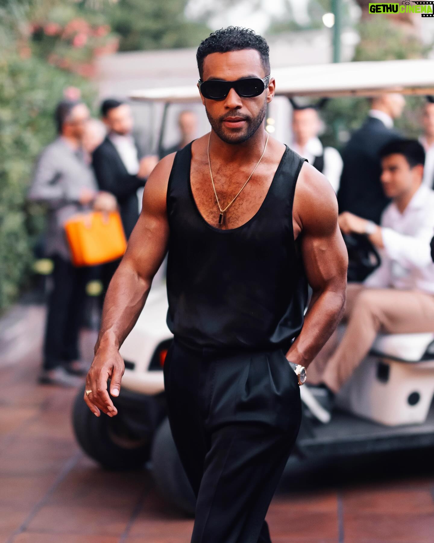 Lucien Laviscount - 3 Likes - A huge thank you to the entire @dolcegabbana family for the most magical few days, I truly will never forget. The attention to detail, the dedication to your craft & for the love you give. Alta moda & Alta Sartotia
📸 @tiziano.raw