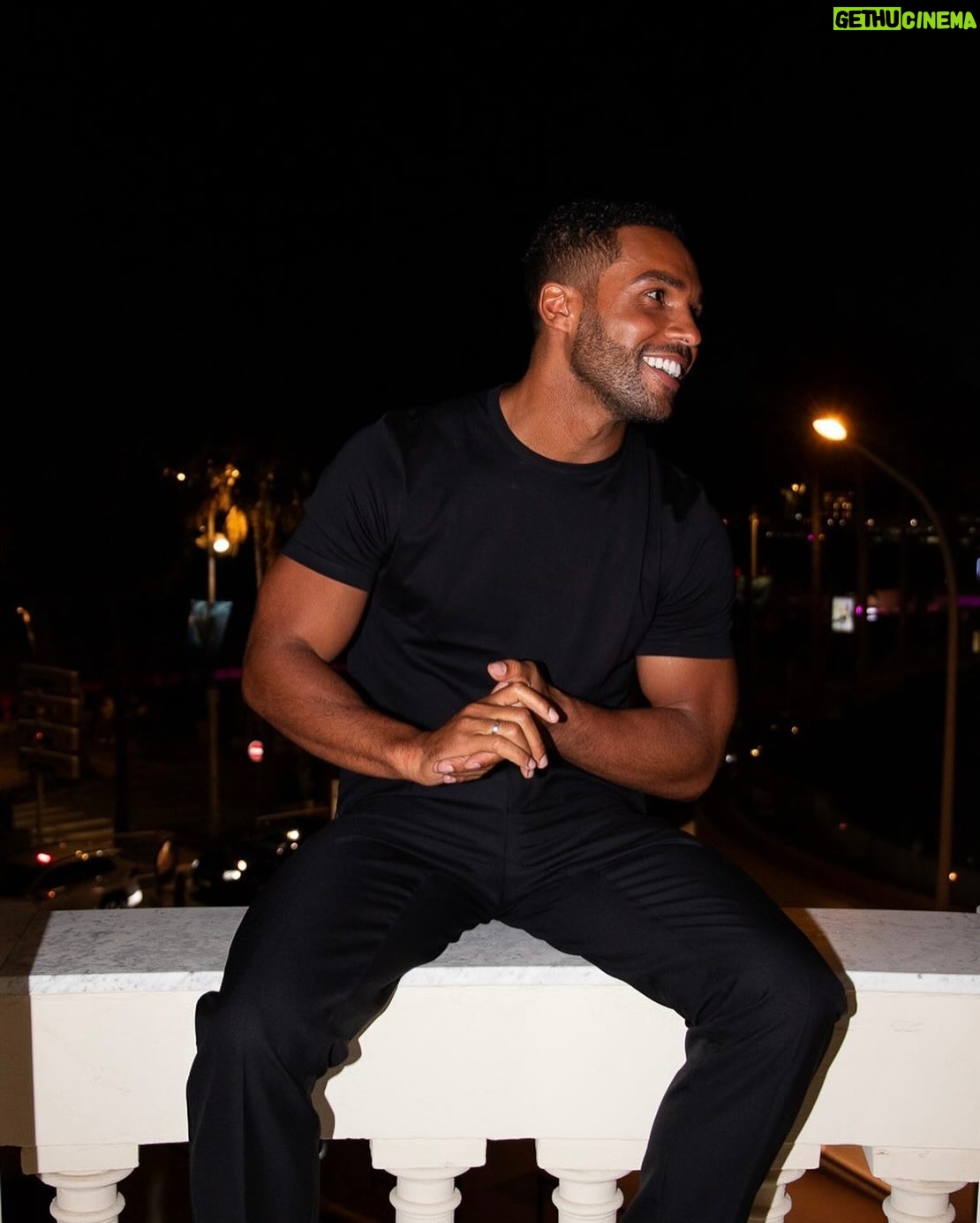 Lucien Laviscount - 3 Likes - I’m not scared of heights…
I’m just scared of falling 🕳️