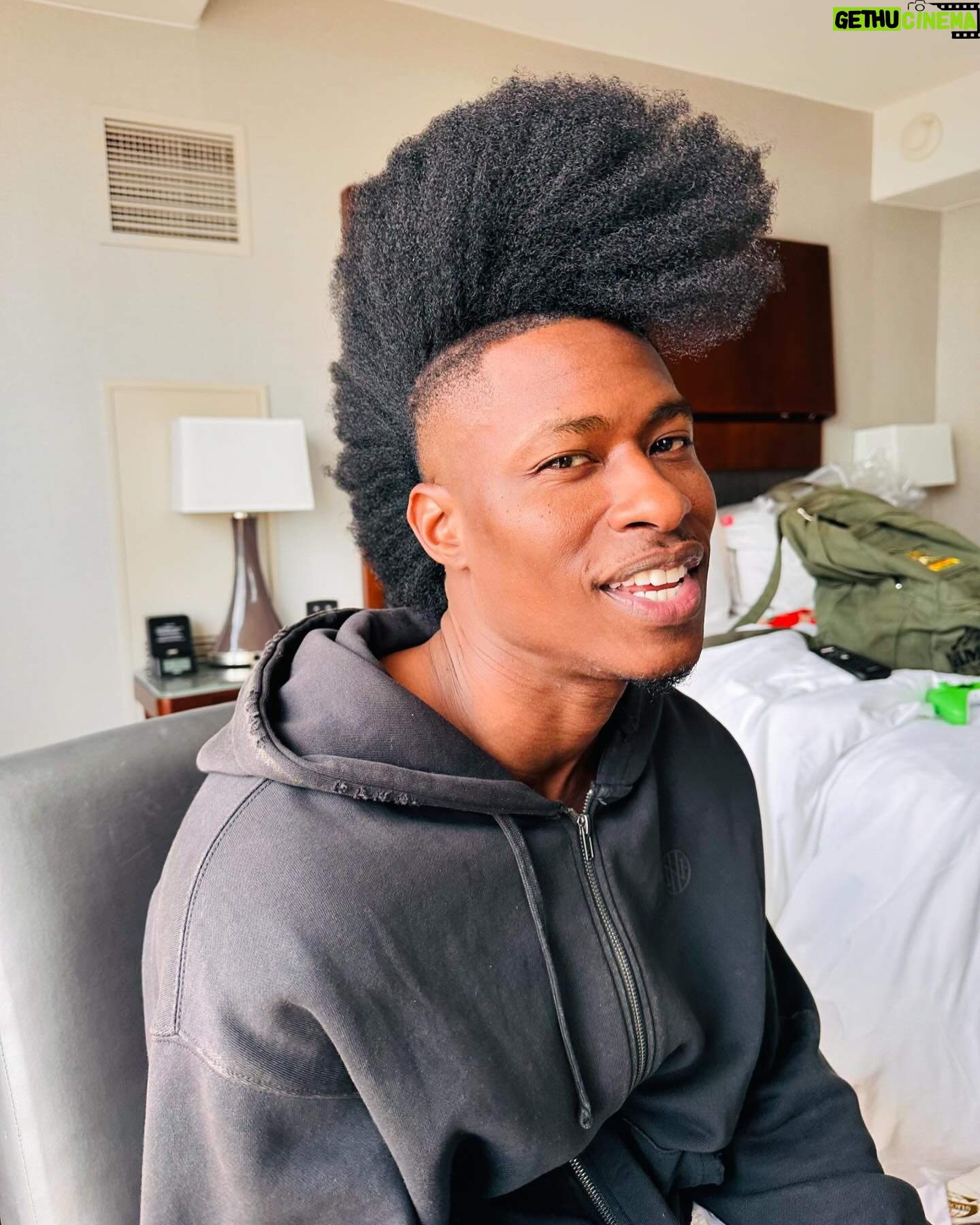 Lucky Daye - 26.3K Likes - The hangtime is unusual 🤯🍀
