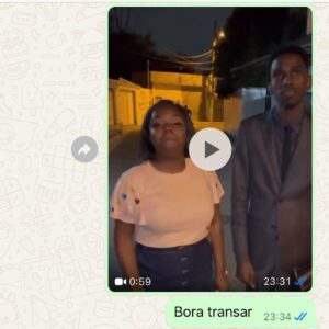 Luedji Luna Instagram - De todos os amores que eu poderia ter e viver, ele foi aquele quem me escolheu, quem teve coragem, quem me deu e segue me dando amor nesse anos.  Seguimos nos escolhendo, e isso tudo é muito caro.✨✨

Emboraaa ele diga que foi amarração.💃🏿🍾🥂🌹🐓