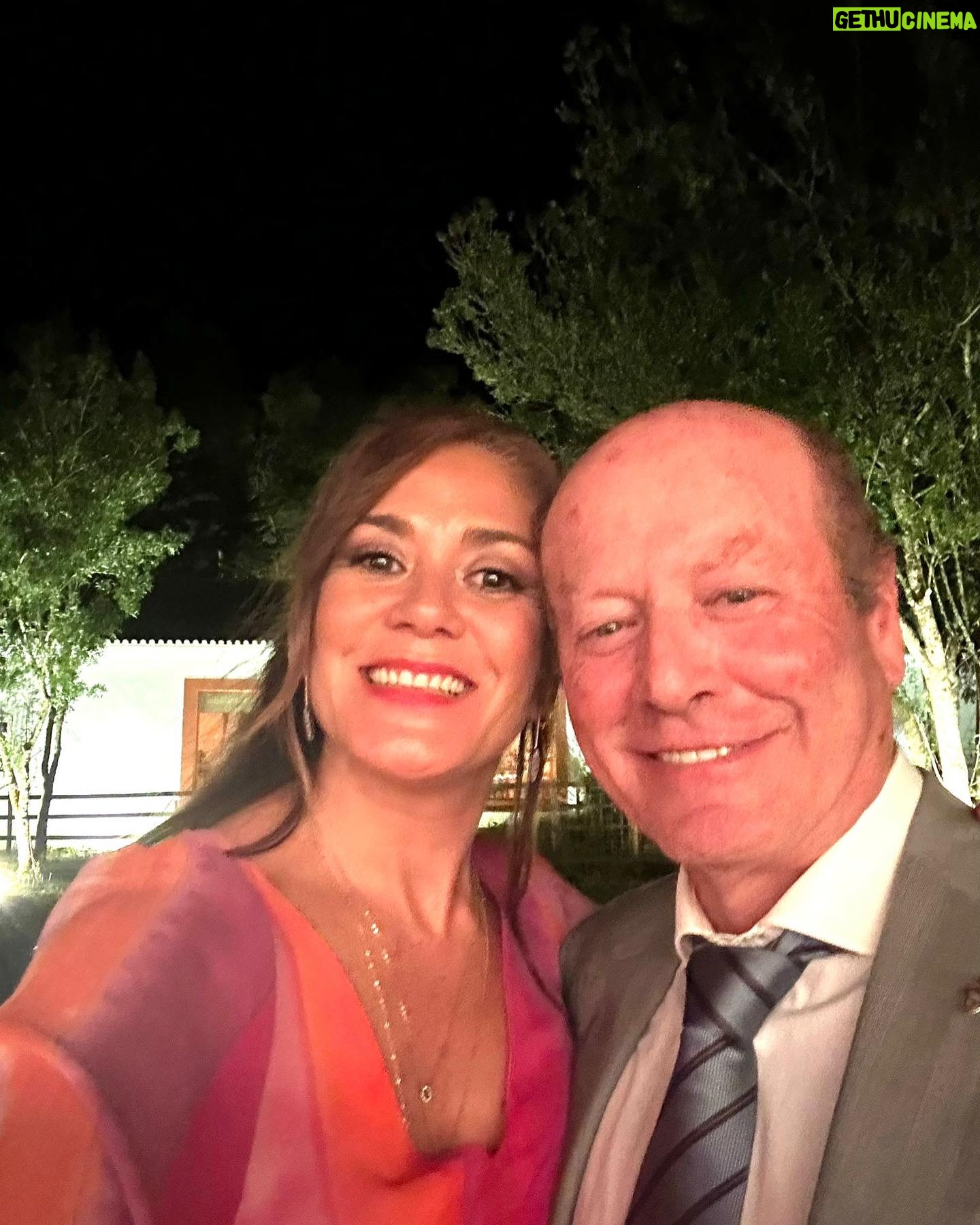 Luís Esparteiro - 1.4K Likes - Casamento da Ritinha e do Guinguin, sempre em festa do princípio ao fim! 🥂🎉 #VivaOsNoivos #Amor #Familia #Festa @lourenco_rribeiro