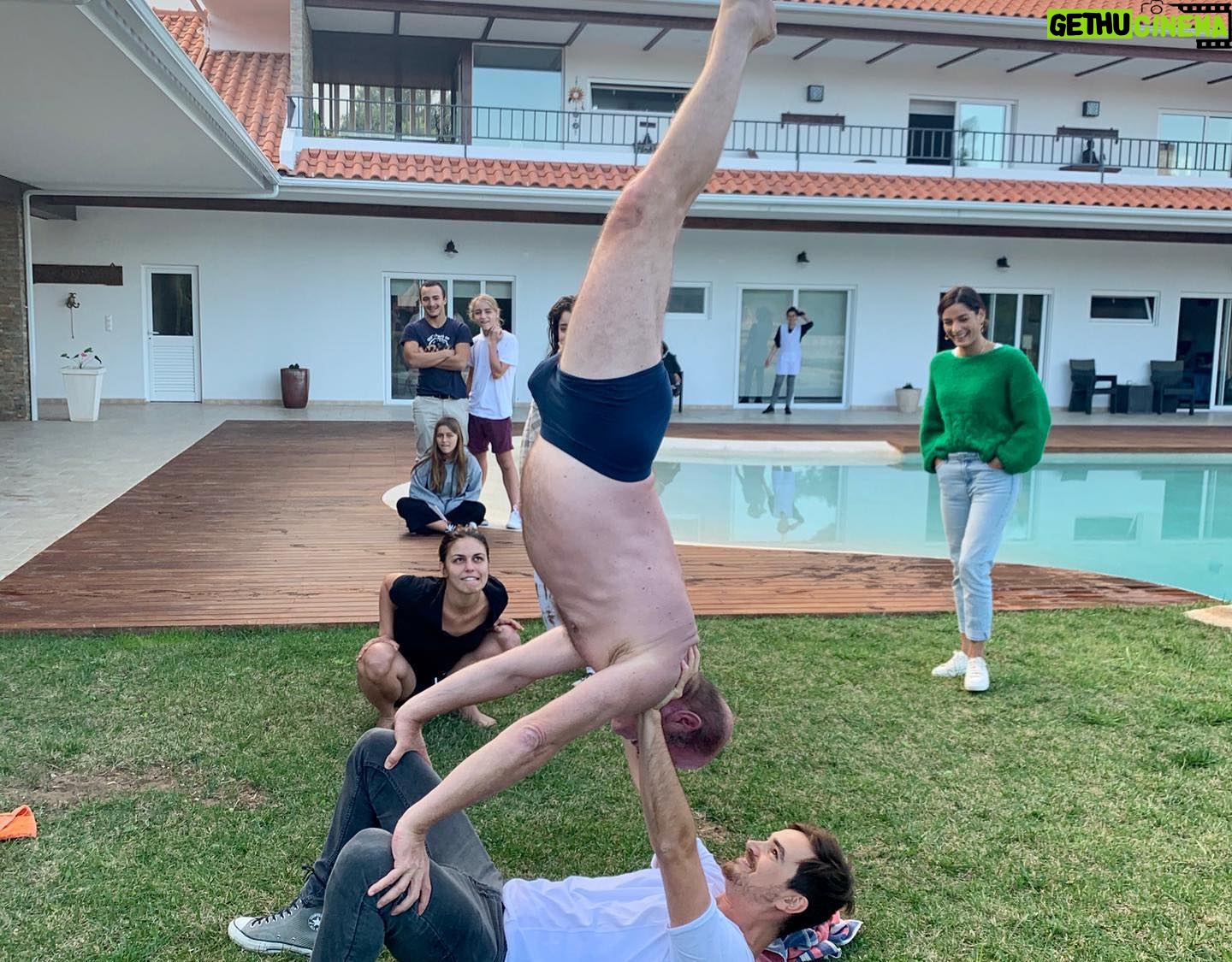 Luís Esparteiro - 3.7K Likes - Um dia muito bem passado em casa da @_marina_mota_oficial . Deu para tudo, até para fazer um pouco de ginástica. #amigos #foitãobom #querorepetir #