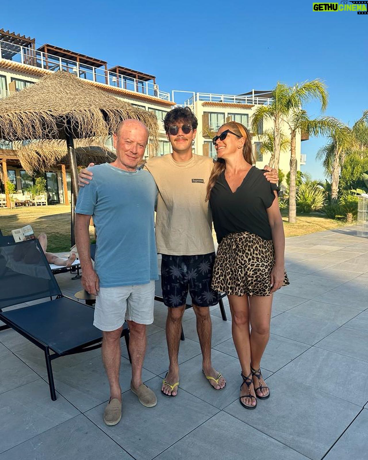 Luís Esparteiro - 1.2K Likes - 18 anos do Luís passados no AP Cabanas Beach & Nature. Fomos, como sempre, muito bem recebidos pela Nathália Sá e toda a sua equipa. 🥂