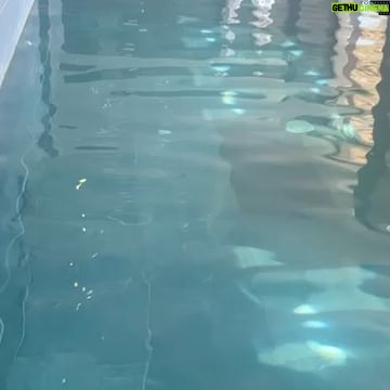 Luís Esparteiro - 1.2K Likes - E quando pensávamos que o Verão tinha terminado … #summertime #aphotelsandresorts #apmarianovaloungehotel #paradiseweekend #vivaavida