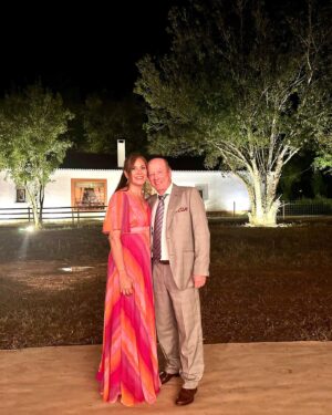 Luís Esparteiro Instagram - Casamento da Ritinha e do Guinguin, sempre em festa do princípio ao fim! 🥂🎉 #VivaOsNoivos #Amor #Familia #Festa @lourenco_rribeiro
