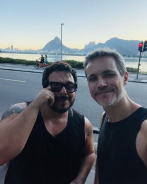Luís Lobianco Instagram - Dos stories pro feed,  mas forcei Paris de 4 anos  atrás, admito ✨