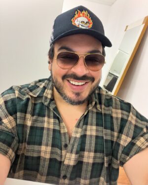 Luís Lobianco Instagram - As voltas desses meus cajus 🚶🏽‍♂️‍➡️