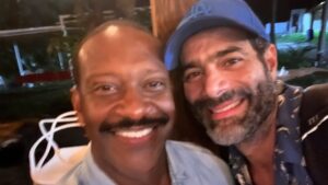 Luis Roberto Guzmán Instagram - Ya en el aeropuerto. Me despido con mucha nostalgia y felicidad de haber rodado esta película Puertorriqueña y Dominicana con gente que amo, admiro, respeto y que tienen una gran pasión por el cine. Gracias a cada uno de ustedes por guiarme, apoyarme, por las risas, el relajo y la diversión. Pero sobretodo reconectar desde el cine con mis raíces caribeñas! Reconocer a través de esta historia que la empatía y la humanidad son motores y fuerzas muy poderosas generadoras de cambios positivos. Me llevo algo hermoso de todos los seres humanos involucrados. Tengo la certeza de que nos reencontraremos para continuar el juego. Este partido no ha terminado. Gracias @arimaniel @julietta_rodriguez @xucuru1 @rodulfosoy @modesto_lacen #sebas, @chago12  #carol, @elgingerrican  @adytapaz (nos debemos una foto) Es hermoso sentirse muy vulnerable en el set. Lo único que me sale pronunciar es gracias. Gracias por toparnos en el camino. Sigan brillando, banda, corillo, parceros. Ha sido un enorme gusto! Mando abrazos gigantescos. Me espera otra  aventura. En camino a Buenos Aires a seguir creando.