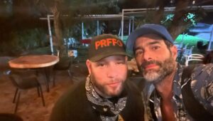 Luis Roberto Guzmán Instagram - Ya en el aeropuerto. Me despido con mucha nostalgia y felicidad de haber rodado esta película Puertorriqueña y Dominicana con gente que amo, admiro, respeto y que tienen una gran pasión por el cine. Gracias a cada uno de ustedes por guiarme, apoyarme, por las risas, el relajo y la diversión. Pero sobretodo reconectar desde el cine con mis raíces caribeñas! Reconocer a través de esta historia que la empatía y la humanidad son motores y fuerzas muy poderosas generadoras de cambios positivos. Me llevo algo hermoso de todos los seres humanos involucrados. Tengo la certeza de que nos reencontraremos para continuar el juego. Este partido no ha terminado. Gracias @arimaniel @julietta_rodriguez @xucuru1 @rodulfosoy @modesto_lacen #sebas, @chago12  #carol, @elgingerrican  @adytapaz (nos debemos una foto) Es hermoso sentirse muy vulnerable en el set. Lo único que me sale pronunciar es gracias. Gracias por toparnos en el camino. Sigan brillando, banda, corillo, parceros. Ha sido un enorme gusto! Mando abrazos gigantescos. Me espera otra  aventura. En camino a Buenos Aires a seguir creando.