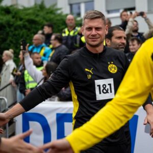 Lukasz Piszczek Instagram - 🖤💛

Fot. @bvb09