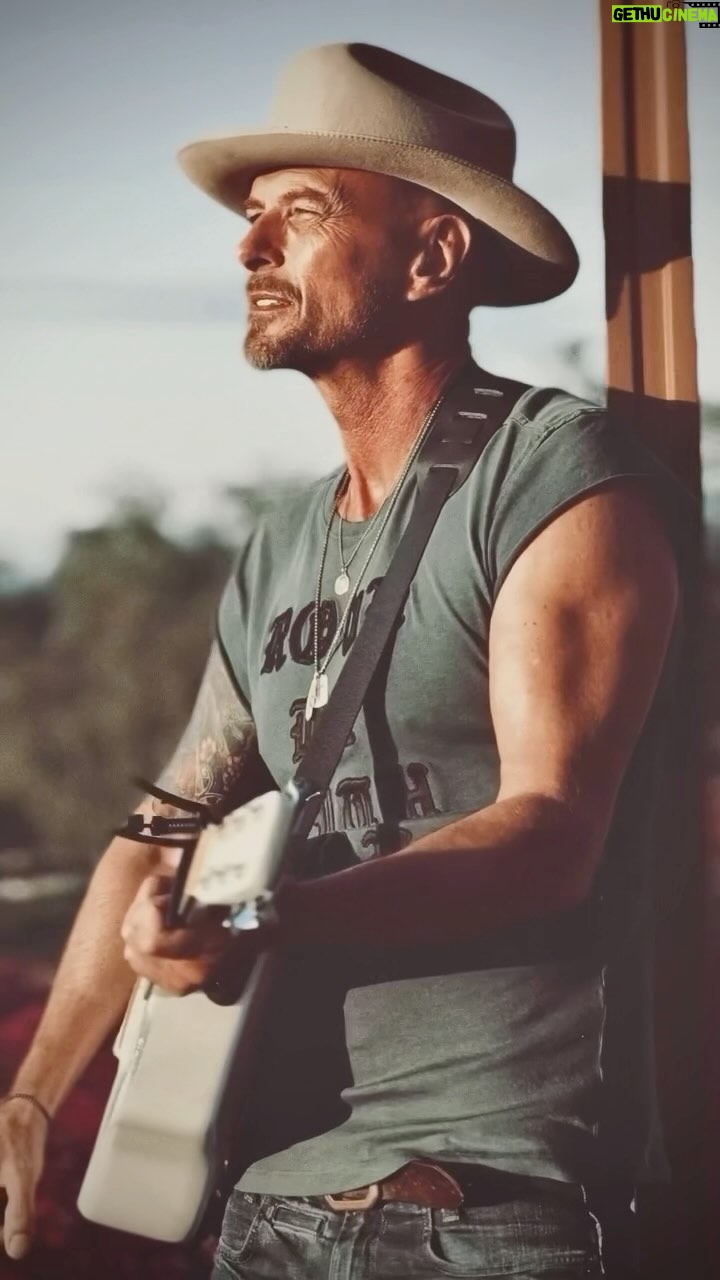 Luke Goss - 1.3K Likes - Blessed Sunday ☺️🤍🙏🏼✨
2 posts in one ❤️🙏🏼Many places on earth today is Mother’s Day🎉..an extra effort from me for this day with some words shared and guitar chords playing ‘The Kind Of Love’ with a sunset and also a new Song called ‘I Won’t Be Flying Alone’ lyrics below.. please enjoy and I look forward to, as always to reading your words.. love you ✨✌🏼❤️🙏🏼
I WONT BE FLYING ALONE
VERSE 1
NOW I PACKED MY BAGS I’M GOING ON A JOURNEY
I WANTED TO LEAVE THE DAY I WANTED TO LEAVE
BUT HEY THAT DAY WOULD HAVE BEEN EARLY
I NEED TO TAKE THE PAIN THEIR DISDAIN
AND THOSE NIGHTS AND SILENT CACOPHONIES
AND THOSE DAYS I HAD TO FIGHT TO STAND UP RIGHT
LET ME SEE THE MAN I SEE
CHORUS
NOW I GUESS I GOTTA GO FIND THAT PLACE I CALL HOME
ITS GONNA BE ALRIGHT
I WONT BE FLYING ALONE
GOT THE LORD BY MY SIDE
GONNA FIND MY HOME
ITS GONNA BE ALRIGHT
I WONT BE FLYING ALONE
GOT THE LORD BY MY SIDE
VERSE 2
NOW I MADE MY PLAN
MADE IT BRIGHT AND EARLY
TOOK MY BROKEN GLASS HEART ADDED SAND ABBA FIRE AND MADE IT NICE AND STURDY
MADE MY DREAMS AGAIN LIKE THEY’RE MY FIRST
GONNA SURF ON THAT SUNSET SEA
IM GONNA LET GO AND LOVE THOSE I’VE KNOWN
AND LOVE THOSE I SEE
CHORUS
NOW I GUESS I GOTTA GO FIND THAT PLACE I CALL HOME
ITS GONNA BE ALRIGHT
I WONT BE FLYING ALONE
GOT THE LORD BY MY SIDE
GONNA FIND MY HOME
ITS GONNA BE ALRIGHT
I WONT BE FLYING ALONE
GOT THE LORD BY MY SIDE