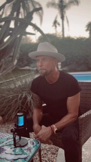 Luke Goss Instagram - Blessed Sunday 🤍🙏🏼✨
Double post today..some shared thoughts here and another post with two new songs 🤪✌🏼see you in a bit with the tunes ✌🏼♥️🙏🏼xxx