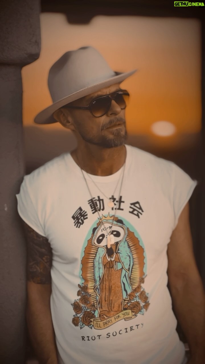 Luke Goss - 2.1K Likes - Blessed Sunday 🤍🙏🏼✨
Today something different, still just me with a guitar and a mic..but this week hanging with dear friend @rayrayyxue he said sing it a few more times and let me shoot some shots and make a video for your community, thank you brother 🥹🙏🏼two filmmakers and an iPhone 30 mins of filming and here it is for you with genuine love.. a little fun/defiant song about being who we are made perfect in the eyes of God..those along our journey who hurt us are our teachers also, so pray for them and walk every step being thankful for the beautiful truth of your mind and heart and the uniqueness God gave every one of us…a chance to be ever curious and never think it’s too late to fulfill your dreams..please enjoy FLY HIGHER
Love you ☺️and thank you for always checking in each week..thank you for the kindness you all ✌🏼❤️🙏🏼lyrics as always below 😎
FLY HIGHER
Verse 1
Sorry I make you mad
but I just gotta be me
See there’s no other way man
Im sorry I gotta be free
See God didn’t give me wings to cry no
God gave me wings to fly
Chorus
I’m gonna fly higher gonna go fly and see gonna fly higher my walk a new life and way to so I’m gonna fly higher gonna go fly and see gonna fly higher my walk a new life and way to be let’s go and see (repeat)
verse 2
sorry it makes you sad
and make you sick inside when I shine
nothing I can take away no
I’m just standing here I’ve closed my eyes
Now God thermal dreams take flight
now don’t worry and just dry your eyes
Chorus
I’m gonna fly higher gonna go fly and see gonna fly higher my walk a new life and way to so I’m gonna fly higher gonna go fly and see gonna fly higher my walk a new life and way to be let’s go and see (repeat)
