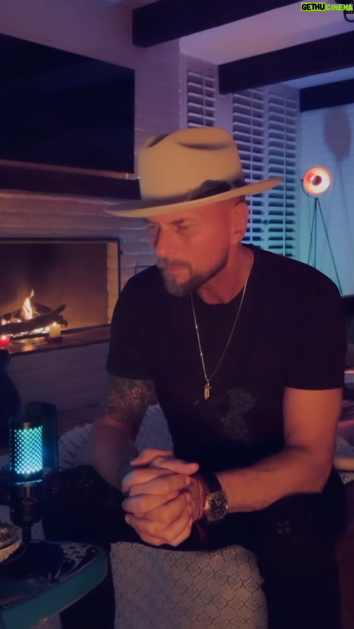 Luke Goss - 1.8K Likes - Blessed Sunday ☺️🤍🙏🏼✨
Another new song for you and some thoughts shared as always…sending my love and gratitude for your courage kindness and love you always bring here..thank you for checking in.. ✌🏼♥️🙏🏼✨