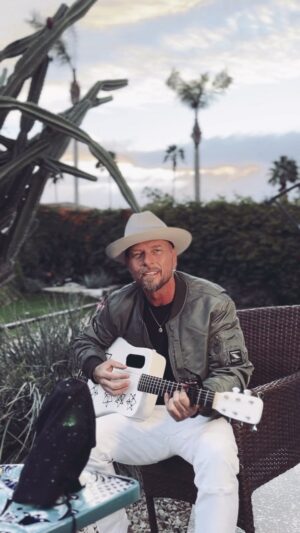 Luke Goss Instagram - Blessed beautiful Sunday ✌🏼🤍🙏🏼✨
Love overflow Faith overflow and always thank you from my heart! Please enjoy and look after those hearts please..we need them!! 💪🏼✌🏼♥️🙏🏼✨

You Gotta Know 

Verse 1 
Walking down a road the same shoes the same soles this roads got a name it’s called life you know and it ain’t no game no that’s when we gotta look up we can say we’re mad we can say we’ve had enough yeah we can say we’re afraid and Lord today don’t know how to be brave no

Chorus 
You gotta know you’re stronger than you think you are no need to be afraid cause he’s standing there right there beside you and know he knows your name I know I know cause I know he made you and here you stand this day because your brave because your heart it stayed yeah 

Verse 2 
kinda feels the same a tired broken heart and a little insane yeah but I still know my name I know why I’m here and I know why pray yeah my heart knows things will change my soul don’t lie angels been the same yeah they’ll always let you know but keep your heart open and don’t grow cold no 

Chorus 
You gotta know you’re stronger than you think you are no need to be afraid cause he’s standing there right there beside you and know he knows your name I know I know cause I know he made you and here you stand this day because your brave because your heart it stayed yeah
