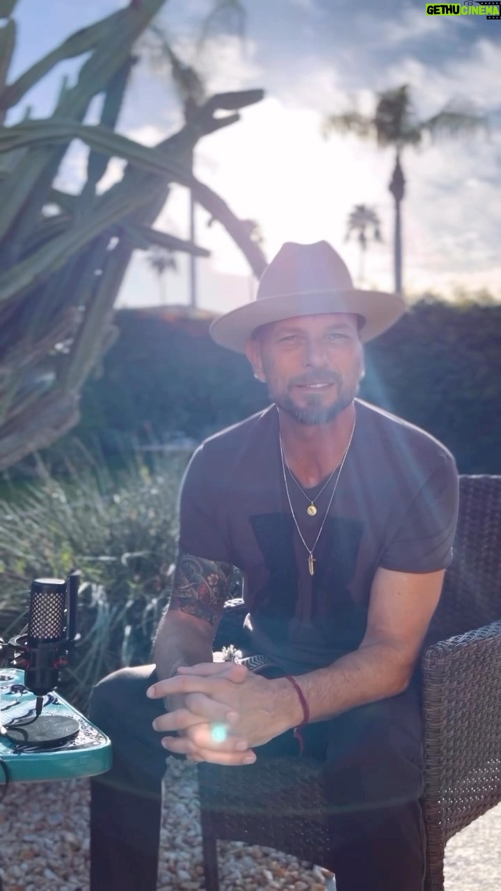 Luke Goss - 1.5K Likes - Blessed Sunday! 🤍🙏🏼✨
Thank you for being here! Thank you for the courage shared. I’ll post the song next if I can get this to post..3rd try…love you!! ✌🏼♥️🙏🏼✨