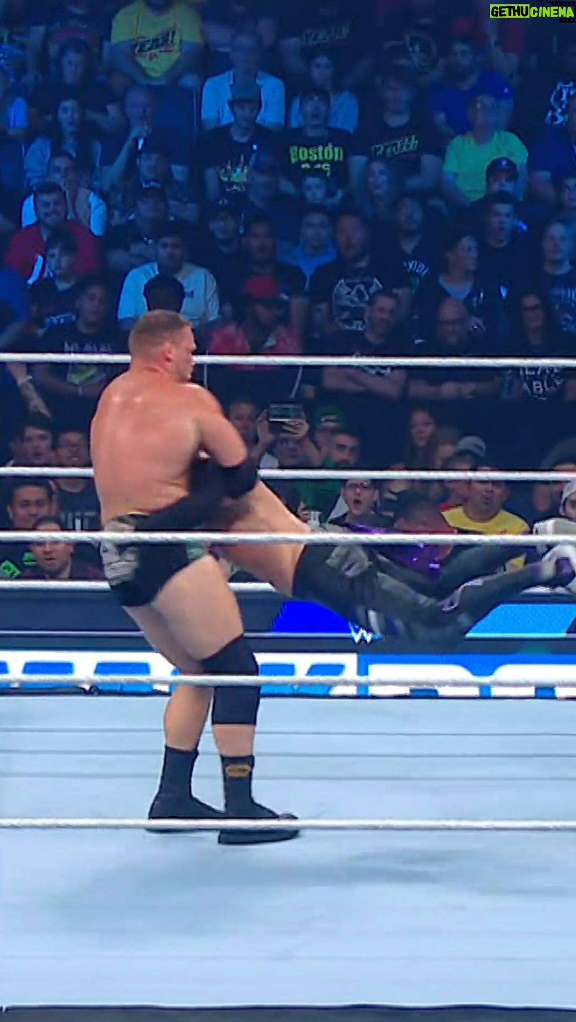 Luke Menzies - 47.8K Likes - @ridgewwe took him for a spin!