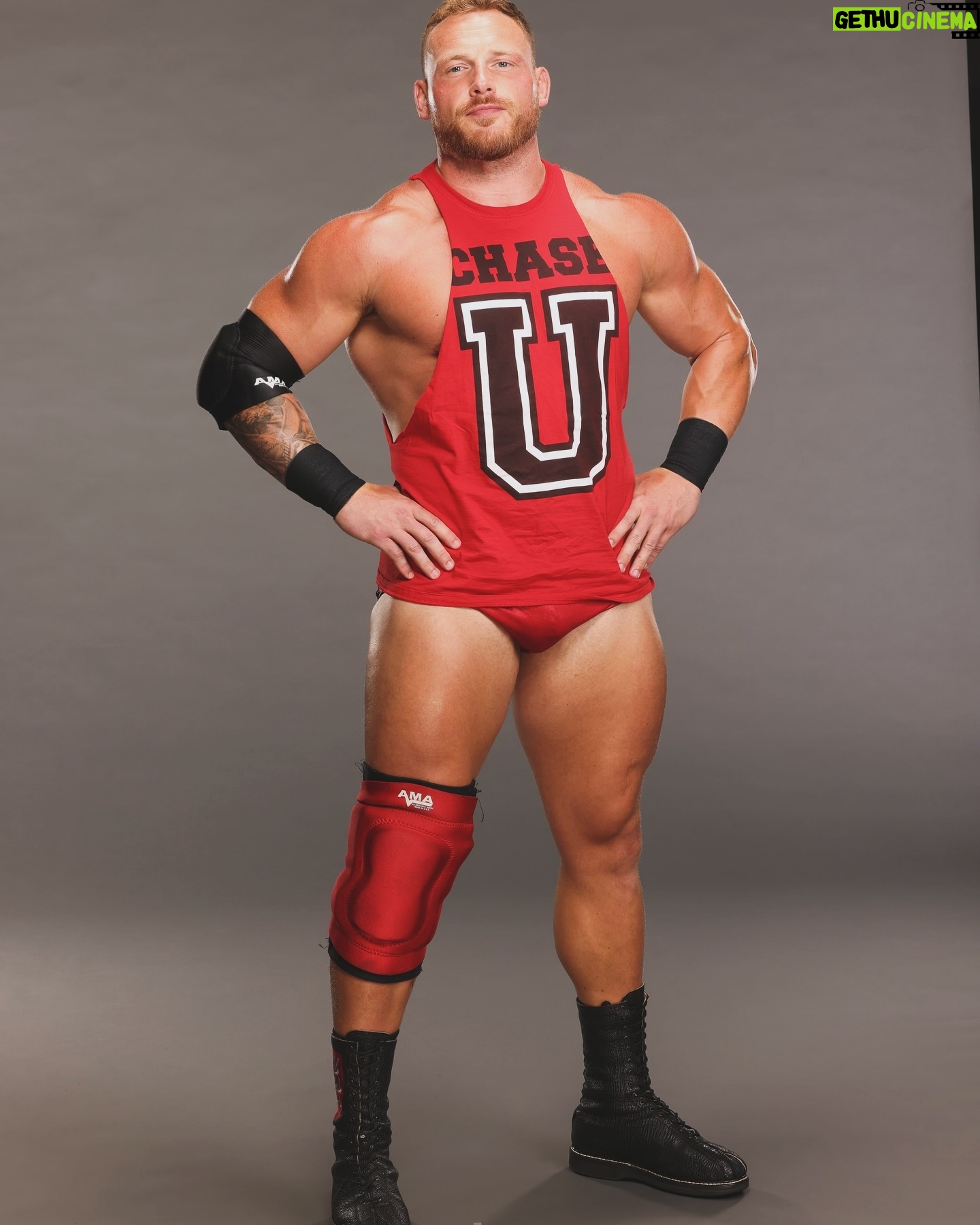 Luke Menzies - 1.5K Likes - Should be in Toronto for #nxtheatwave 😤