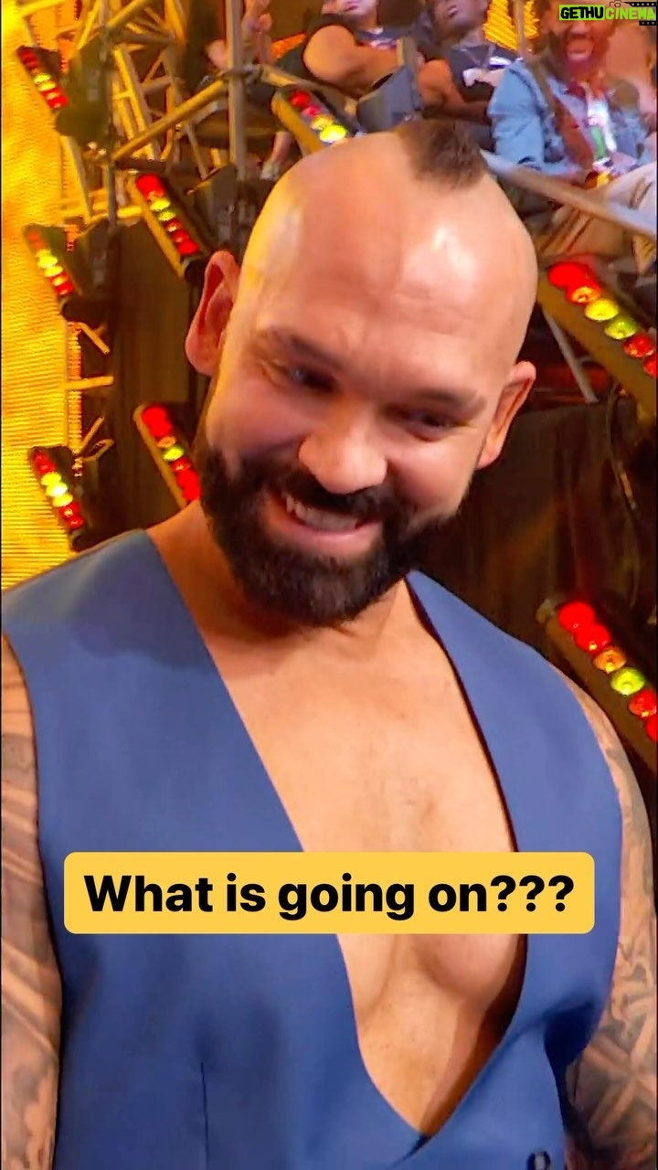 Luke Menzies - 17.1K Likes - What is @theshawnspears smiling about?