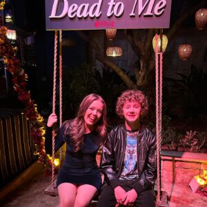 Luke Roessler Instagram - The best night, the best people, the best show. The third and final season of Dead to Me premieres today! #deadtome #netflix 
Styling by @emilygraystyle @burberry @zara @nike