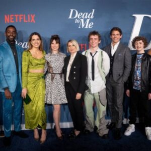 Luke Roessler Instagram - The best night, the best people, the best show. The third and final season of Dead to Me premieres today! #deadtome #netflix 
Styling by @emilygraystyle @burberry @zara @nike