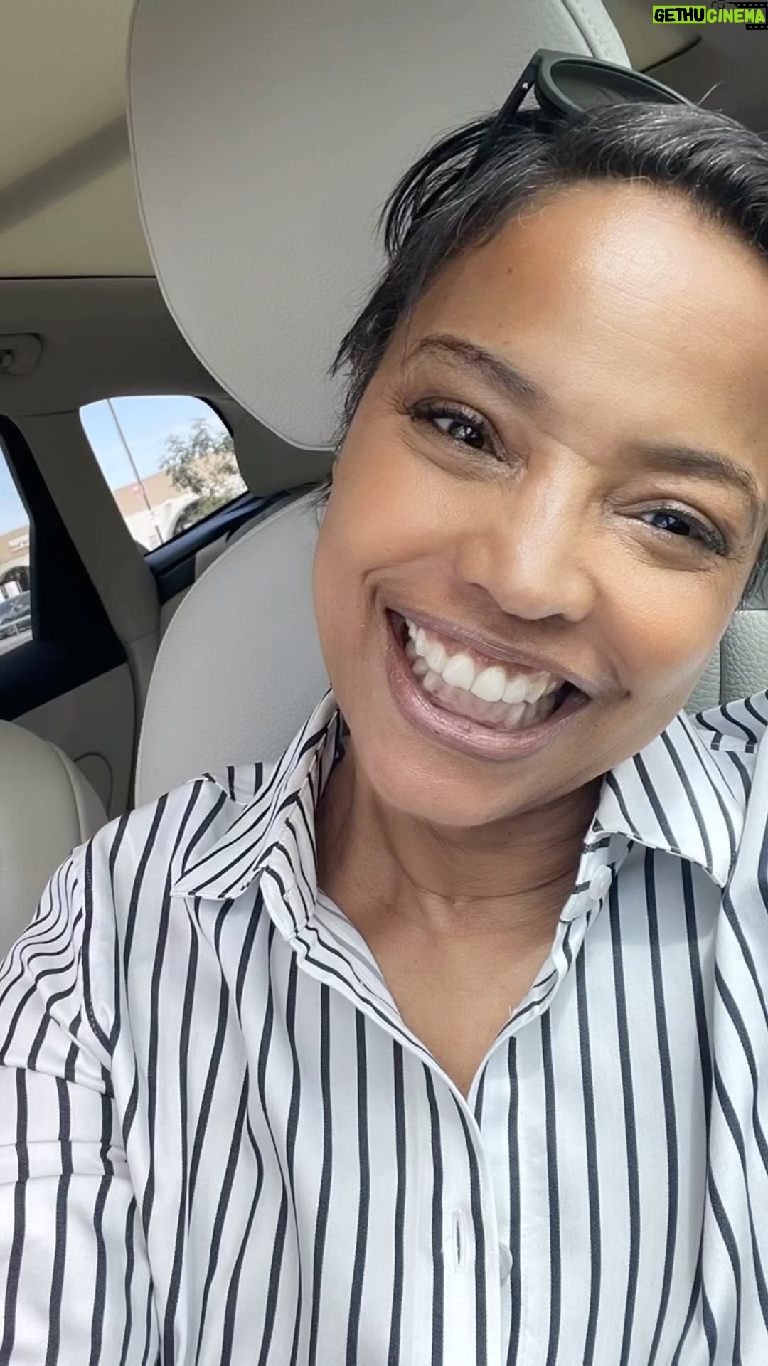 Lynn Toler - 12.8K Likes - Me @target just like I said I would.
#joytrolling #feelingonpurpose when Stevie Wonders’ Sign Sealed and Delivered came on I thought it quite apropos.