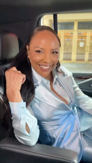 Lynn Whitfield Instagram - It’s been a busy few days and I wanted to bring you along for the ride! ✨

Thank you so much @goodmorningamerica and @abcgma3 for having me as a guest, it’s always a pleasure! 🎥 
.
.
.
.
#abc #gma #lynnwhitfield #nyc #shotthechi